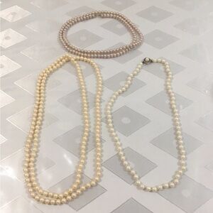 Elegant Pearl Necklace Set